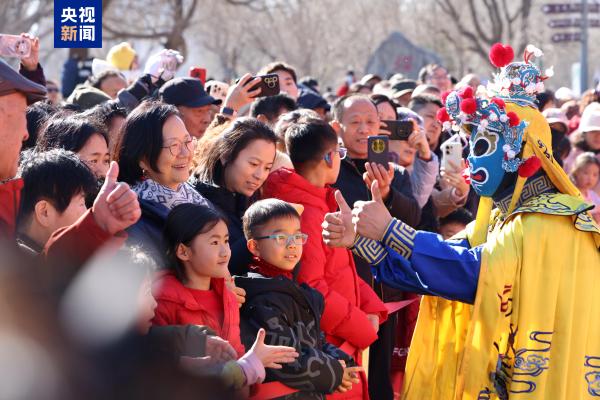 
安贞医院黄牛号贩子票贩子代网上预约代挂号电话AI煎饼机、企鹅巡游火热 北京市属公园过年玩出新意