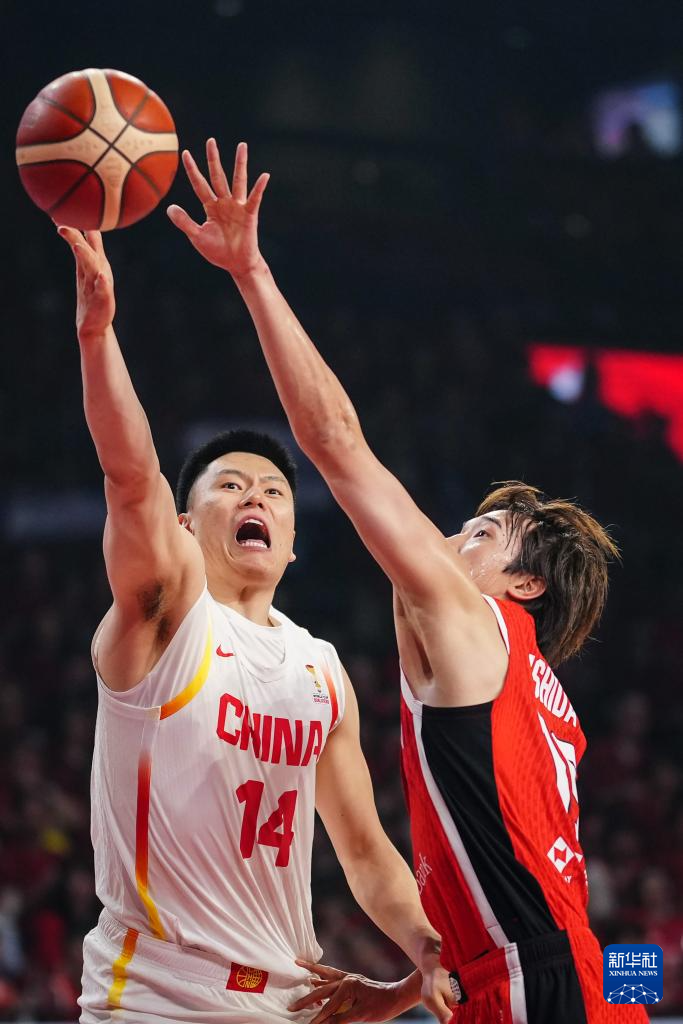 篮球世界杯预选赛:中国队胜日本队