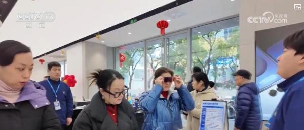 
天坛医院黄牛号贩子票贩子代网上预约代挂号电话年味浓、人气旺、活力足！2026年春节消费市场交出亮眼答卷