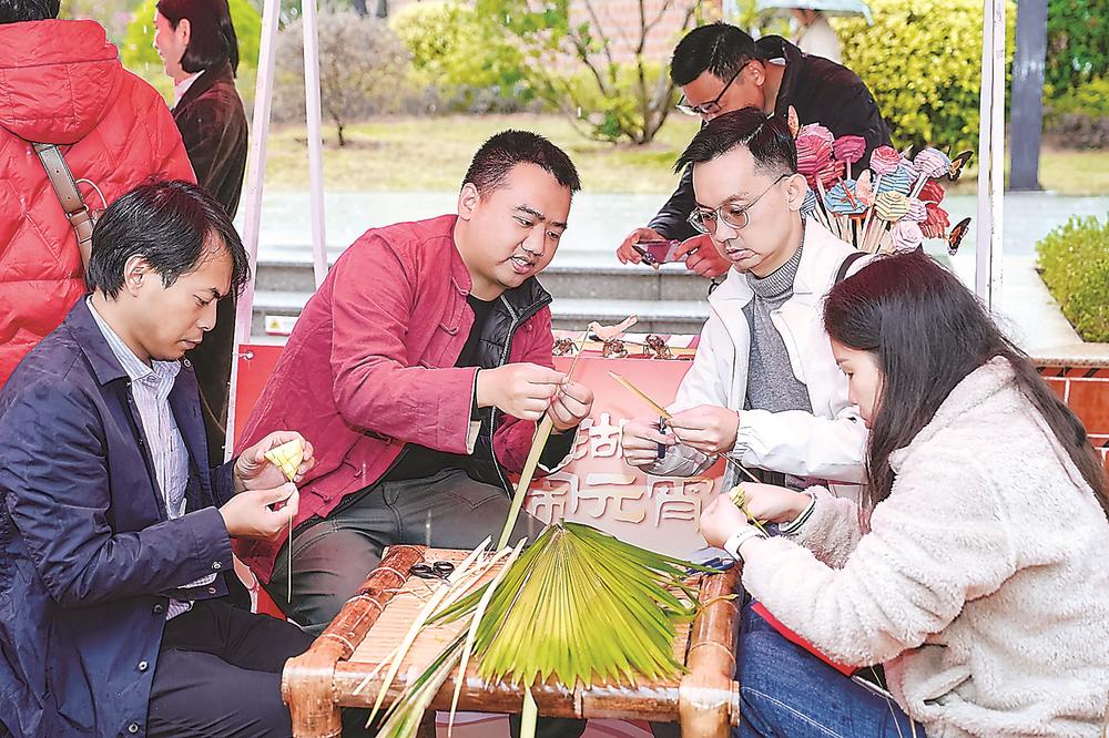 两岸同胞厦门湖里非遗民俗闹元宵