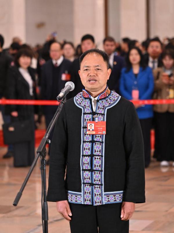 
中山大学附属口腔医院黄牛号贩子票贩子代网上预约代挂号电话十四届全国人大四次会议首场“代表通道”集中采访活动举行