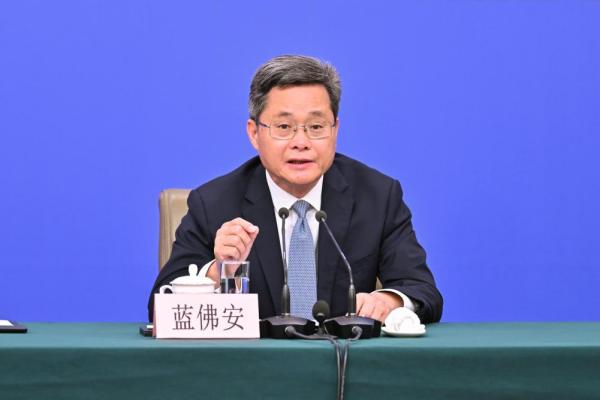 
鼓楼中医医院黄牛号贩子票贩子代网上预约代挂号电话十四届全国人大四次会议举行经济主题记者会