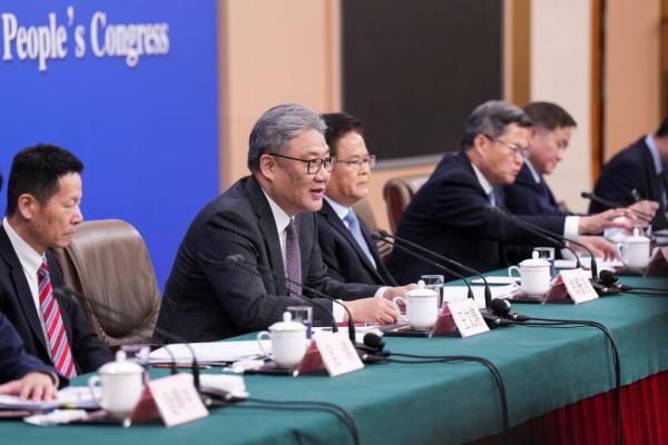 
鼓楼中医医院黄牛号贩子票贩子代网上预约代挂号电话十四届全国人大四次会议举行经济主题记者会