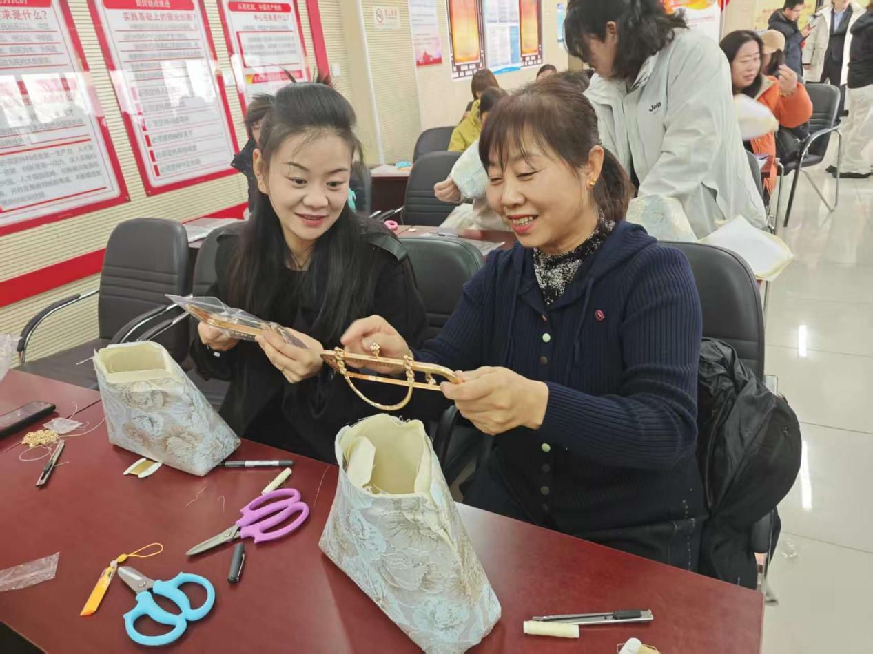 
东部战区空军医院黄牛号贩子票贩子代网上预约代挂号电话“智慧女性 巧手筑梦”北京大兴青云店镇“三八”妇女节系列活动精彩纷呈