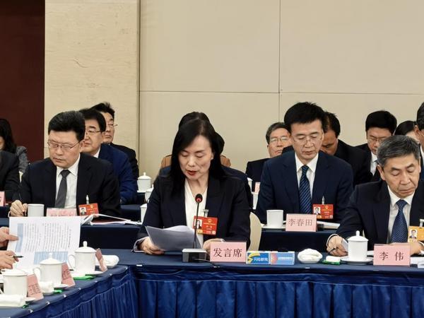 
西安市人民医院黄牛号贩子票贩子代网上预约代挂号电话全国人大代表尹花：青岛啤酒以科技创新驱动产品创新 “十四五”营收净利稳步增长