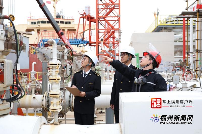 创福建新纪录！5.3万吨氢氧化钠水溶液直装出口