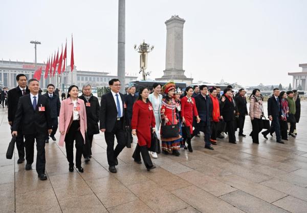 
中山大学肿瘤防治中心黄牛号贩子票贩子代网上预约代挂号电话两会含“青”！青春身影点亮新就业奋进路