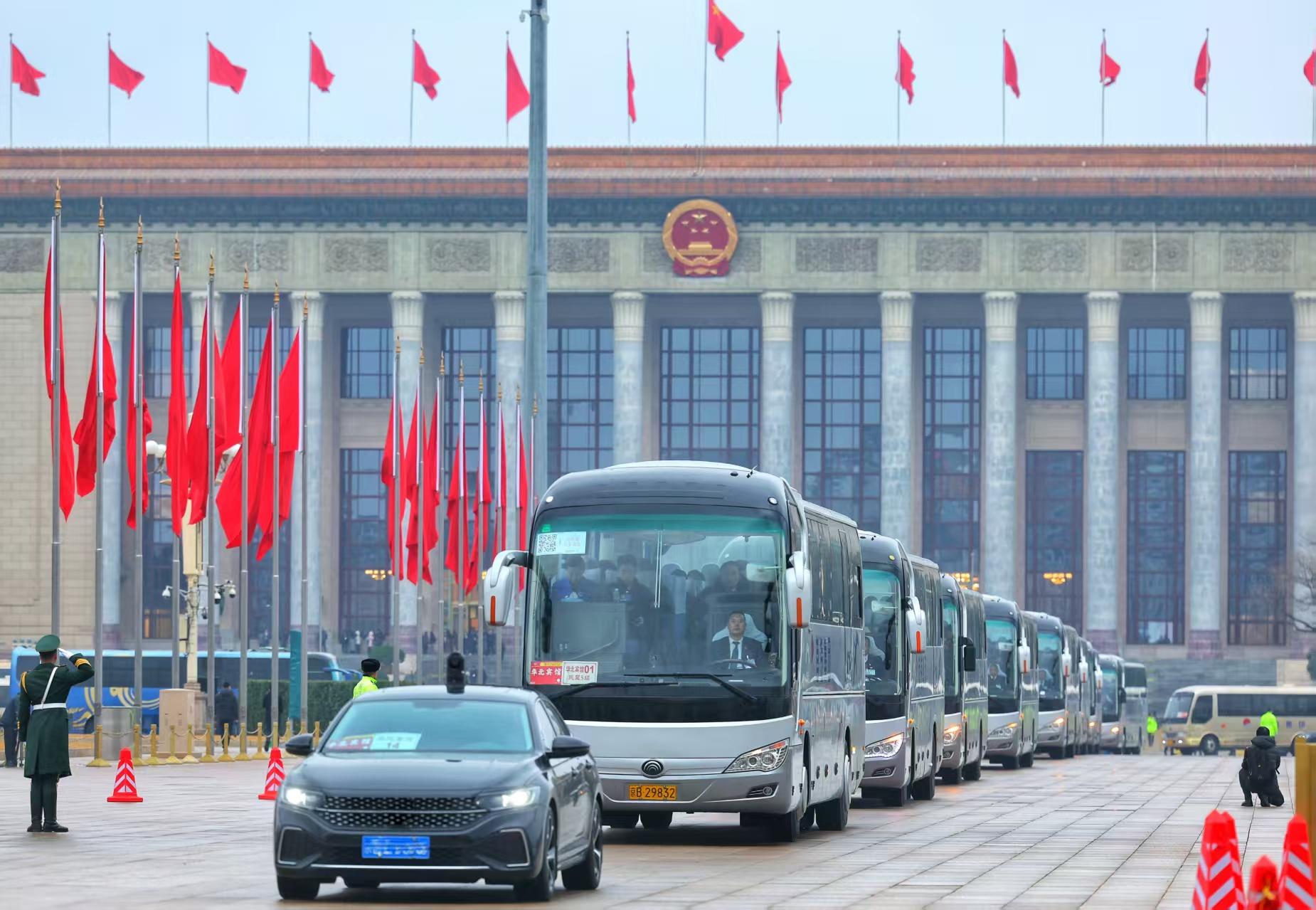 儿研所医院黄牛号贩子票贩子代网上预约代挂号电话奏响“十五五”开局强音!宇通连续22年主力护航全国两会