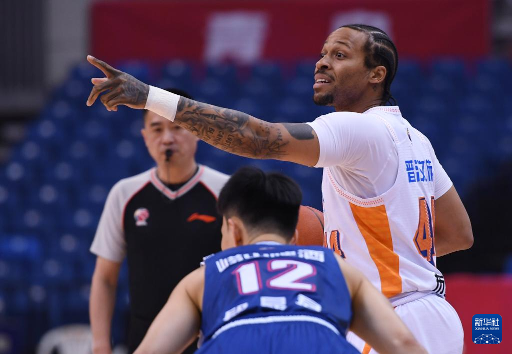 CBA常规赛：青岛崂山啤酒胜福建晋江文旅