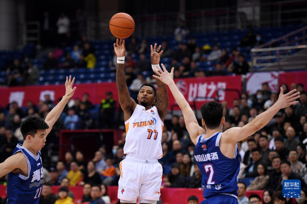 CBA常规赛：青岛崂山啤酒胜福建晋江文旅