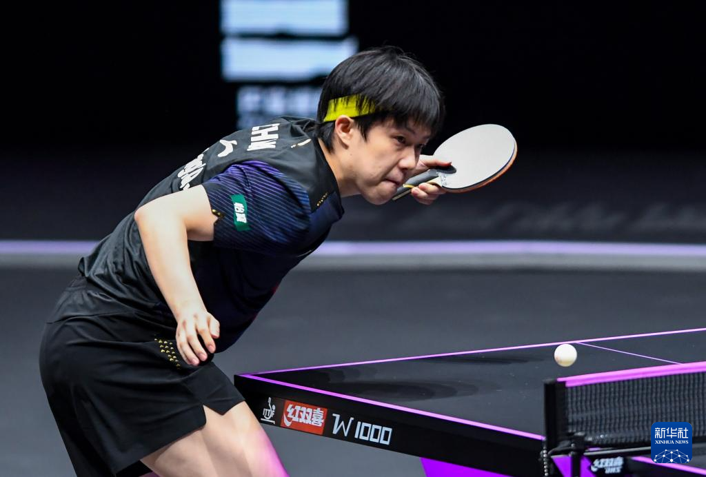 乒乓球——WTT重庆冠军赛：王楚钦晋级八强