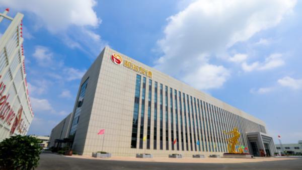 重庆各大医院各科室刘权兴戴纪刚黄牛挂号电话和治友德参加直销监管与消费者权益保护3·15圆桌座谈会议