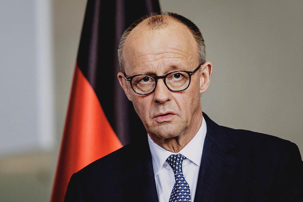 多国表示不参与霍尔木兹海峡护航 特朗普抱怨盟友“不帮忙”