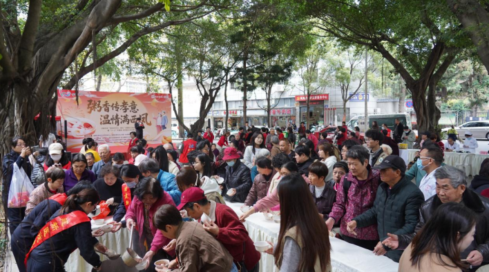 粥香传孝意 温情满西凤