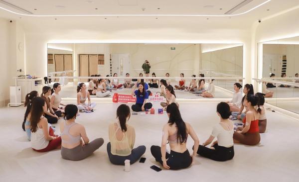 
天津市北辰医院黄牛号贩子票贩子代网上预约代挂号电话从“洗洗更健康”到“养出好菌群”，像呵护肠道一样守护女性微生态