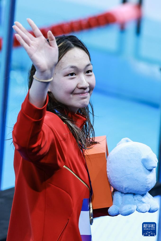 中国游泳公开赛:李冰洁获女子800米自由泳冠军