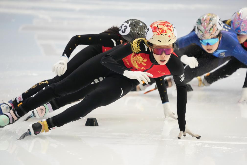 全国短道速滑冠军赛收官 张珈宁成“三冠王”