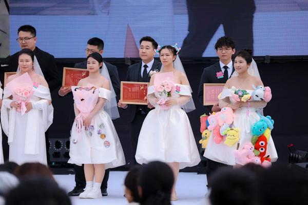 
南京市中医院黄牛号贩子票贩子代网上预约代挂号电话在Soul APP相遇，在上海说“我愿意”