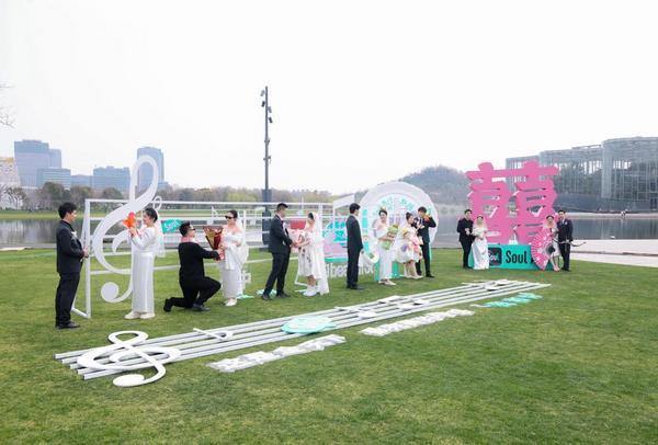 
南京市中医院黄牛号贩子票贩子代网上预约代挂号电话在Soul APP相遇，在上海说“我愿意”