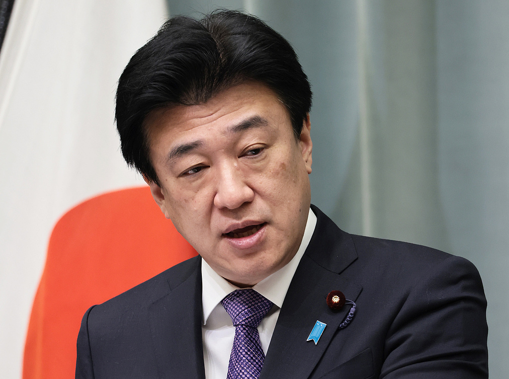 日本内阁官房长官：将防止再度发生强闯使馆这类事件