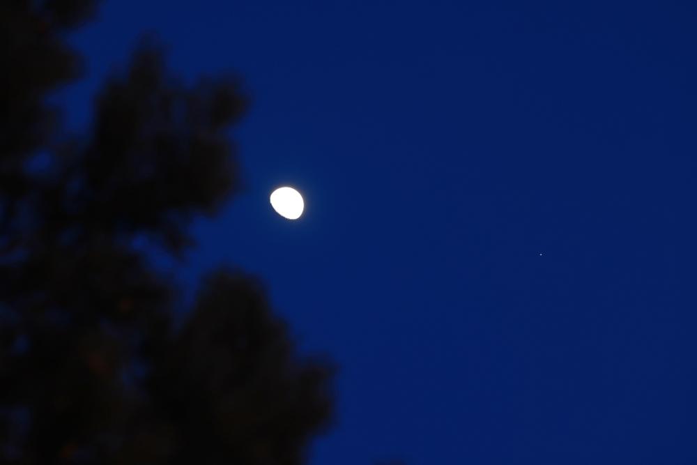 就在26日!木星合月带来一场高颜值“星月对话