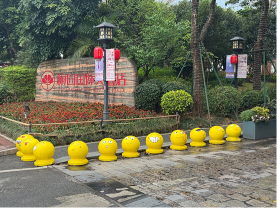 太萌了！福州这家酒店的“石墩子”和“大柚子”火了