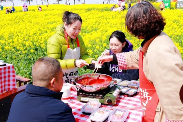 
首都医科大学附属儿童医院黄牛号贩子票贩子代网上预约代挂号电话餐饮跨界“卷”进春天里：海底捞在花田支起火锅，上新春日菜单