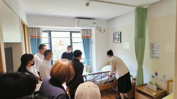 天津血液病医院黄牛号贩子票贩子代网上预约代挂号电话党建护航银龄生活 瑞众保险探索“保险+”服务新路径