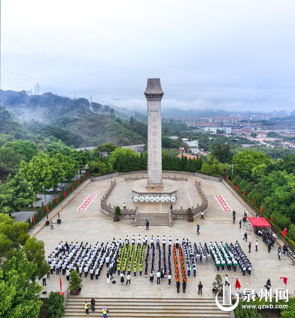 泉州持续开展烈士寻亲与祭拜守护行动——英雄未被遗忘 清明永寄哀思