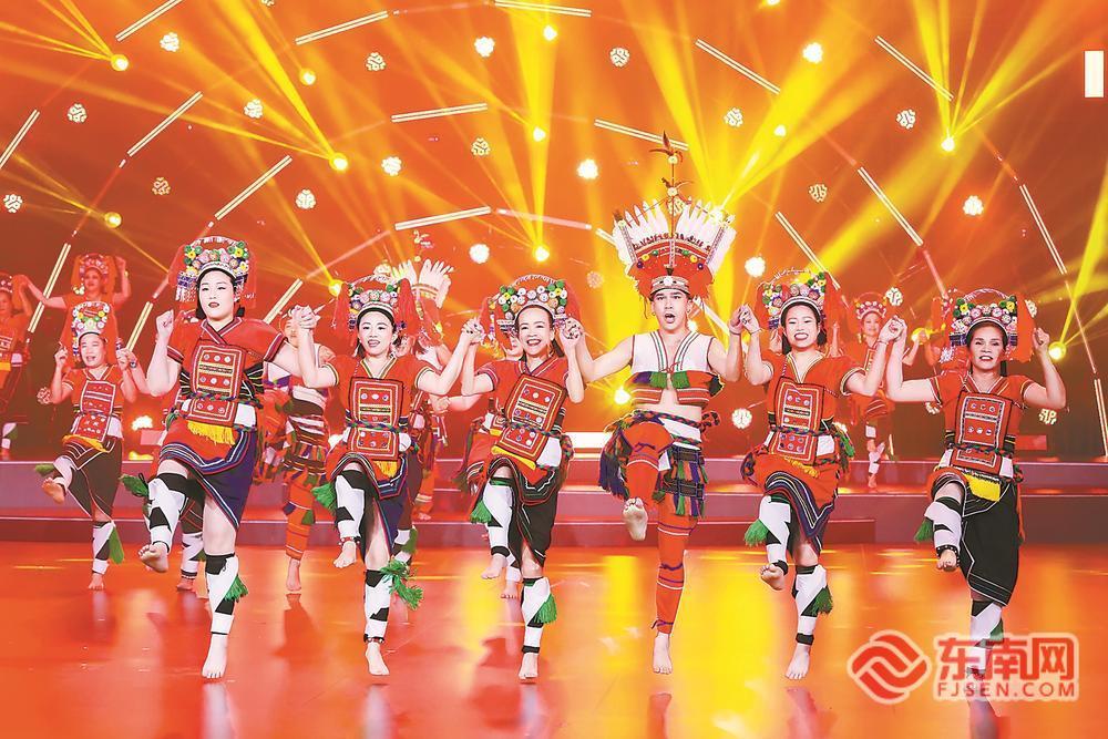 两岸少数民族同胞浙江欢度“三月三”