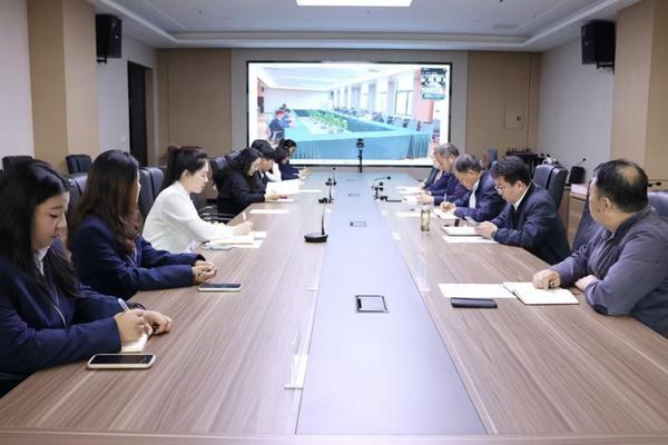 
复兴医院黄牛号贩子票贩子代网上预约代挂号电话安阳学院召开“树立和践行总体国家安全观” 学习交流座谈会