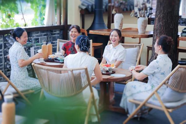 
医学科学院整形外科医院黄牛号贩子票贩子代网上预约代挂号电话当“极致管理”退潮，人们开始寻找“新平衡”