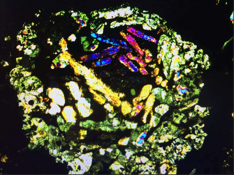 我国科技人员揭秘44.8亿年的“太阳系活化石”