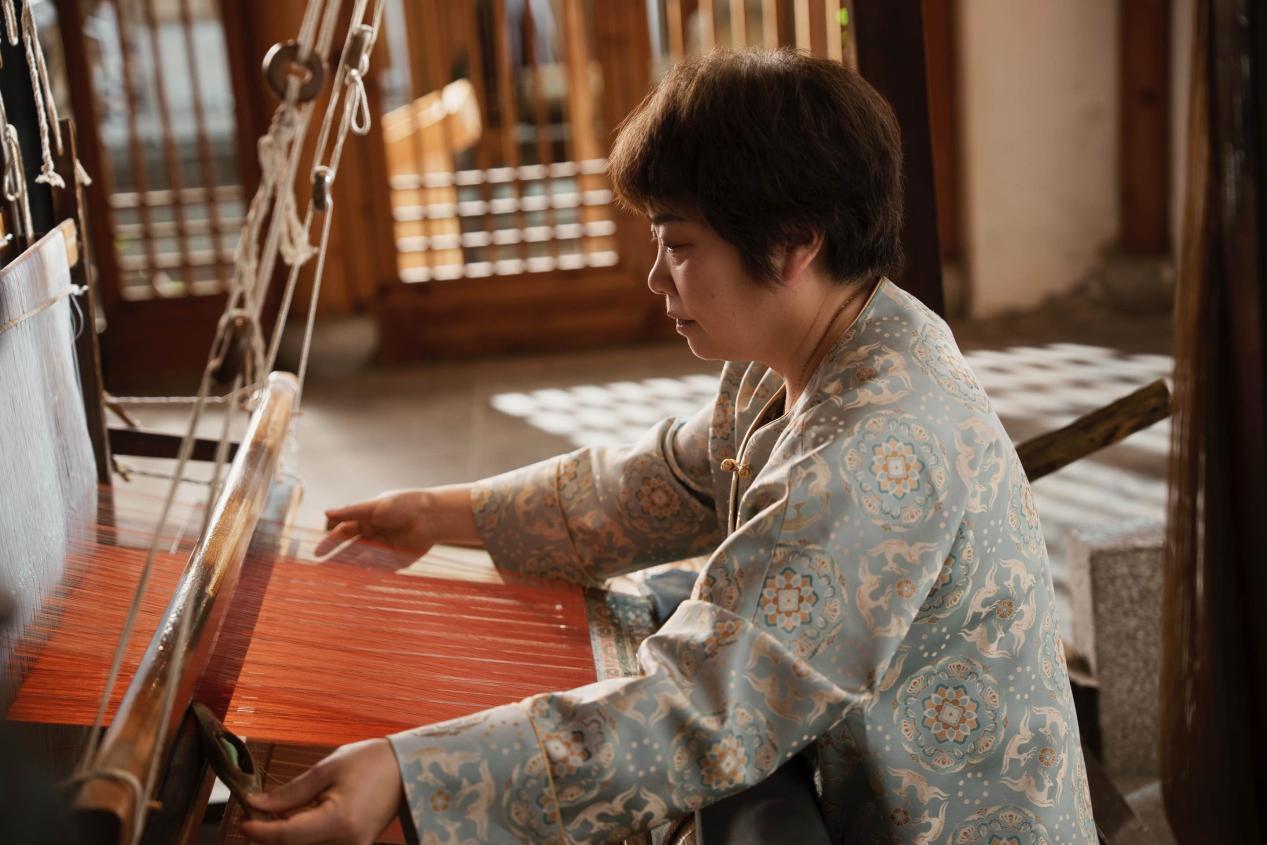 
重庆医科大学附属医院黄帅邱春玲李凡郑科罗玩元尹志康朱江王晓强冯金洲夏海坚张学东黄牛挂号电话小仙炖持续联动非遗文化 上线母亲节限定礼盒