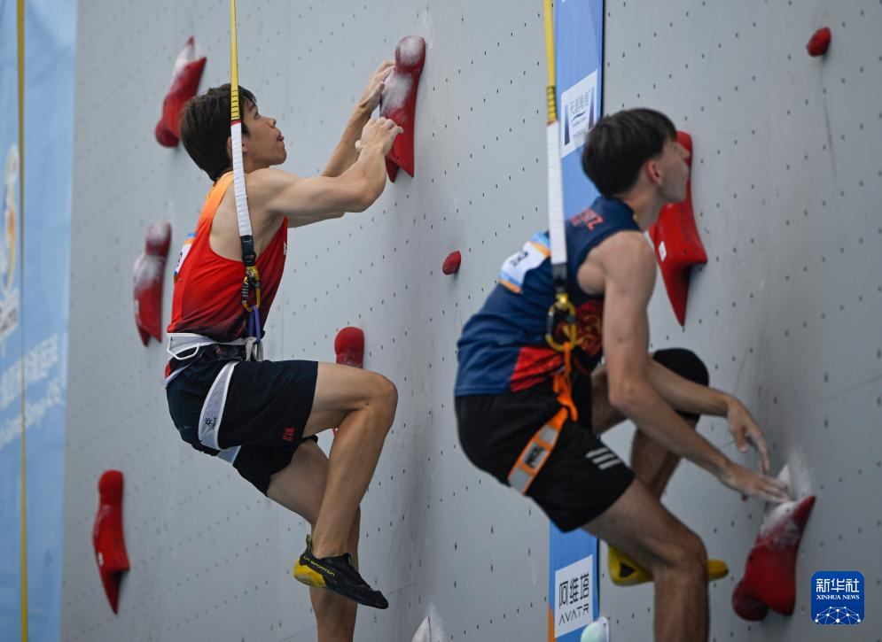 亚沙会｜中国选手赵一程刷新男子速度攀岩世界纪录
