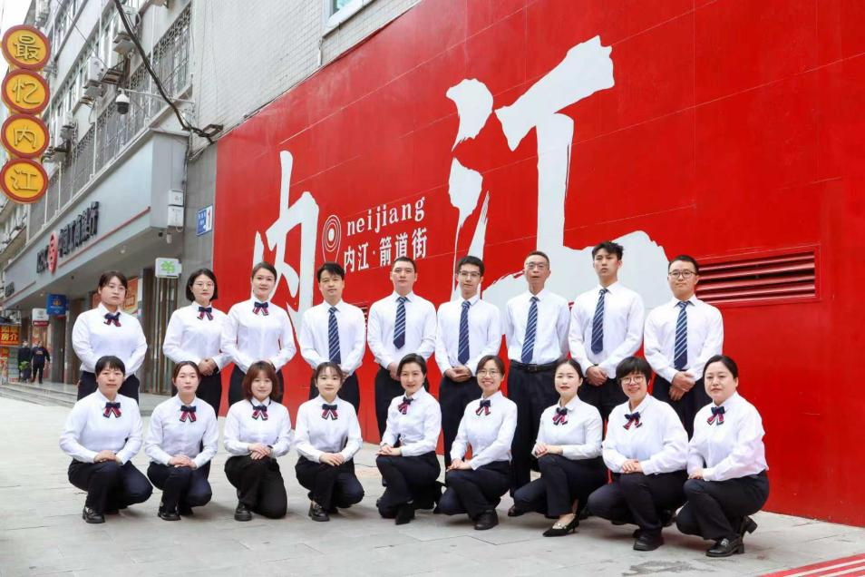 
上海胸科医院黄牛号贩子票贩子代网上预约代挂号电话四川工行这个网点，为啥能拿“全国工人先锋号”？