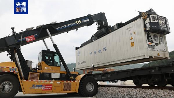 
浙江大学医学附属妇产科医院金杭美陈丹青白晓霞黄牛挂号电话又一批泰国榴莲到了！将送至成都、广州、上海等全国30多个城市