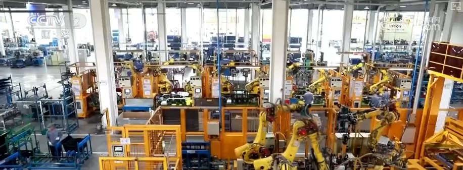 
309医院黄牛号贩子票贩子代网上预约代挂号电话做大做好服务业蛋糕 以强大“中国服务”支撑更高端“中国制造”