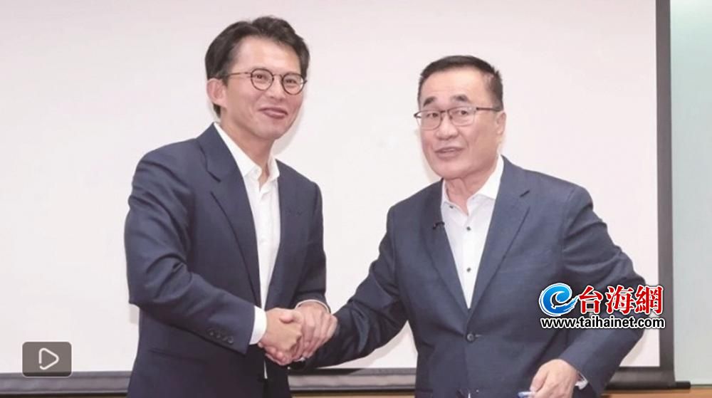 蓝白新北初选 李四川挟四优势胜出