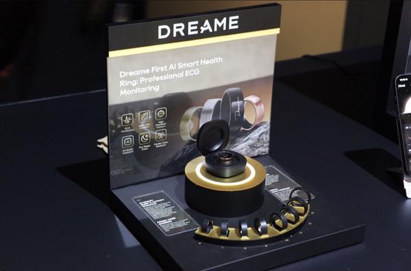 
陆军特色医学中心（大坪医院）徐伦山张溢华李昆昆黄牛挂号电话追觅硅谷发布会周持续高燃，苹果联合创始人沃兹到场站台追觅手机