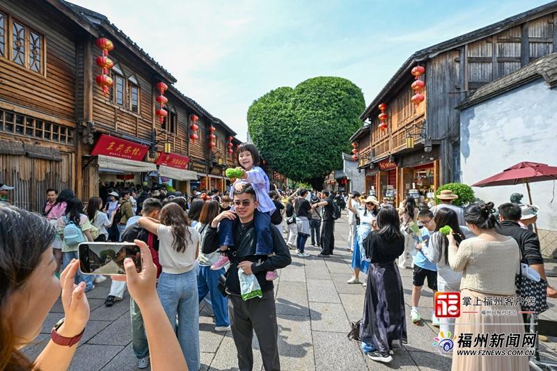 福州“五一”文体旅商融合点燃假日经济