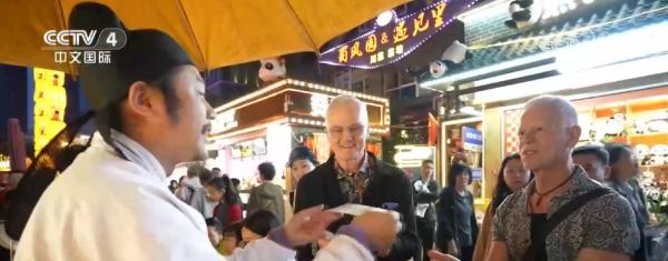 
天坛医院黄牛号贩子票贩子代网上预约代挂号电话高涨、增势、上升，消费活力迸发！增值税数据折射“五一”假期经济亮点