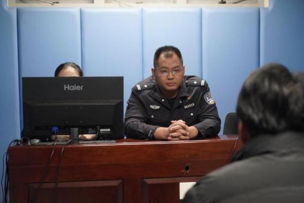 
广州医科大学附属第一医院黄牛号贩子票贩子代网上预约代挂号电话新型“职业闭店人”骗局调查