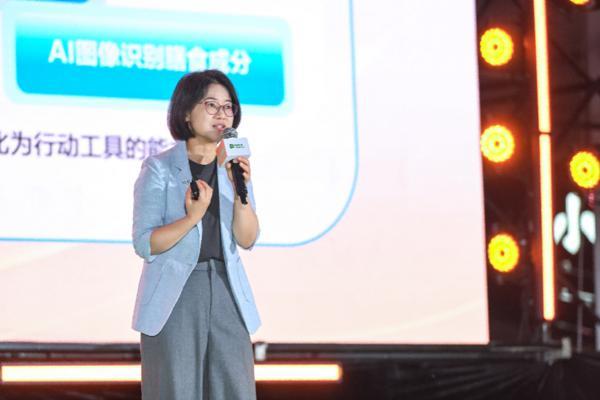
天津各大医院黄牛挂号电话511晒腰节：从“减肥”到“量腰围”，科学体重管理再升级