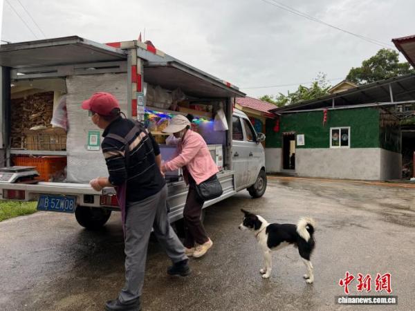 
广州市胸科医院黄牛号贩子票贩子代网上预约代挂号电话滇藏公路50年：“袖珍超市”开进西藏墨脱乡村