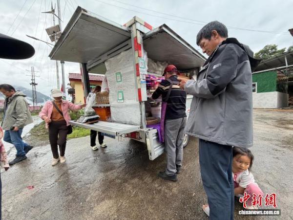 
广州市胸科医院黄牛号贩子票贩子代网上预约代挂号电话滇藏公路50年：“袖珍超市”开进西藏墨脱乡村