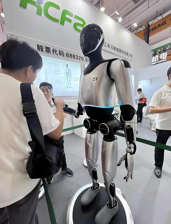 南京东部战区总医院黄牛号贩子票贩子代网上预约代挂号电话“科创+数字”双轮驱动:宁波银行衢州分行陪伴科技企业全周期成长
