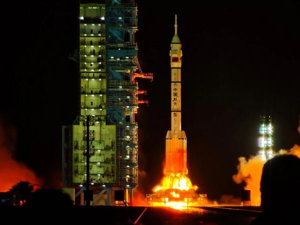
空军特色医学中心陈瑞萍李强陈杰黄牛挂号电话神舟二十三号飞天，李锦记产品14次登空续写太空传奇 优秀渠道合作伙伴受邀亲临酒泉观礼