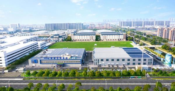
江苏省东部战区总医院唐政陈慧平陈文萃文吉秋刘欣峰宋勇任建安黄牛挂号电话亮相英国剑桥！锦旗生物益生菌展现硬核创新实力