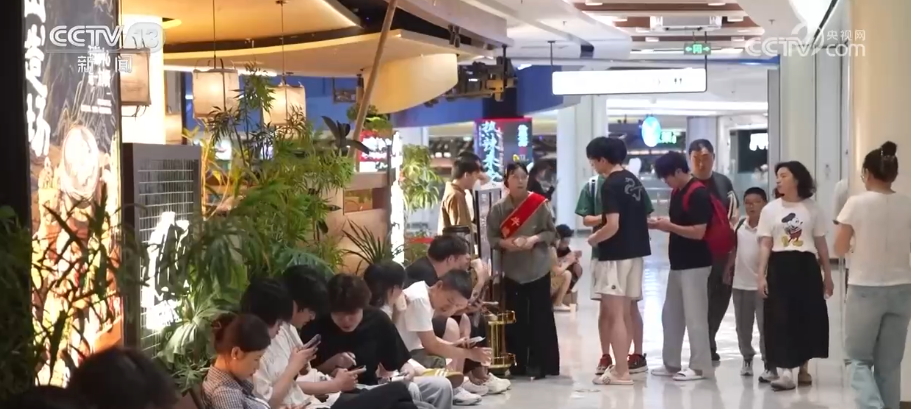 
广州市第八人民医院黄牛号贩子票贩子代网上预约代挂号电话“电影+”串联“观影+餐饮+购物”一站式消费闭环 影视流量变身线下消费动能